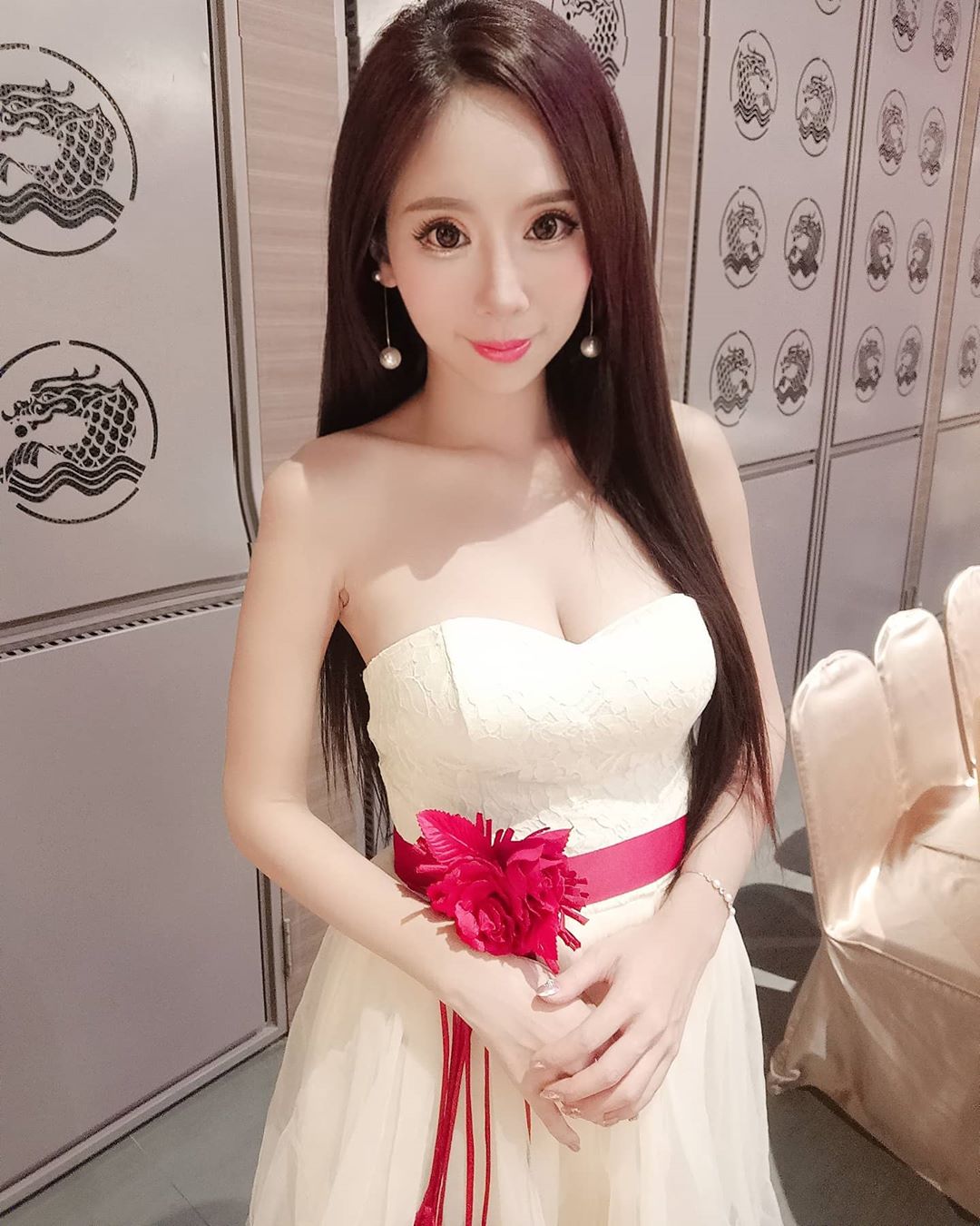 甄馨Tiffany 性感女神有著水嫩白皙的美肌Body-第1章-图片4