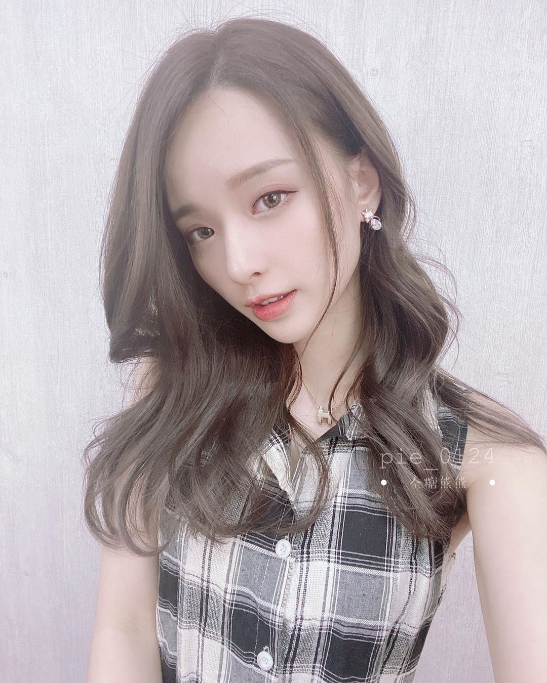 全糖熊熊 小隻馬正妹身材發育驚人 網：好想......-第1章-图片6