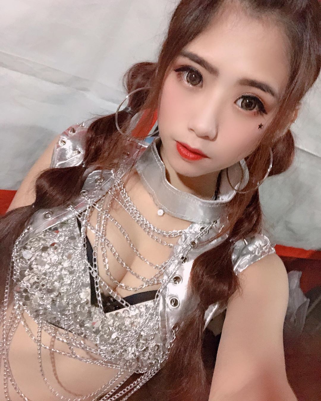 棠棠 解放兩顆奶奶好沈甸甸呢！網友全被電暈-第1章-图片9