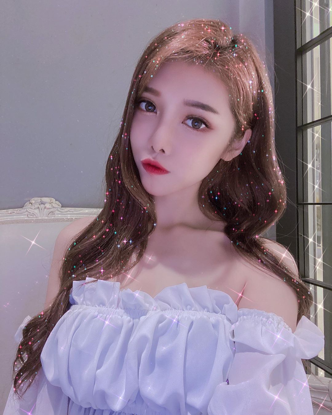 尤妝妝 外表看似冷艷內心熱誠-第1章-图片11