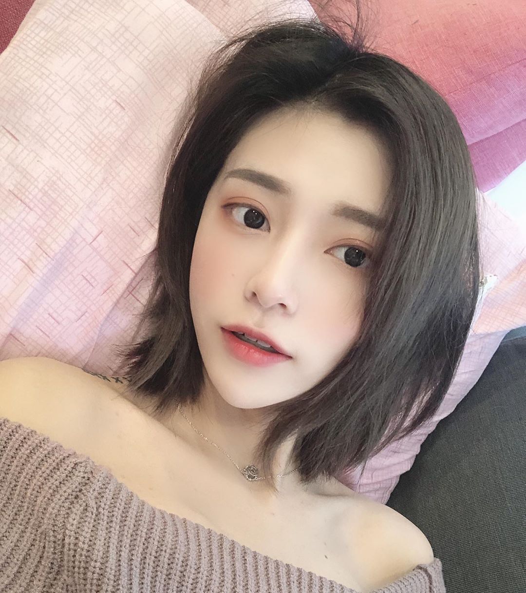 小辣椒 辣辣 「胸前奶量HEN飽滿」網友直呼：太夭壽-第1章-图片6