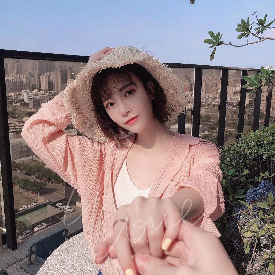 小辣椒 辣辣 「胸前奶量HEN飽滿」網友直呼：太夭壽-第1章-图片4