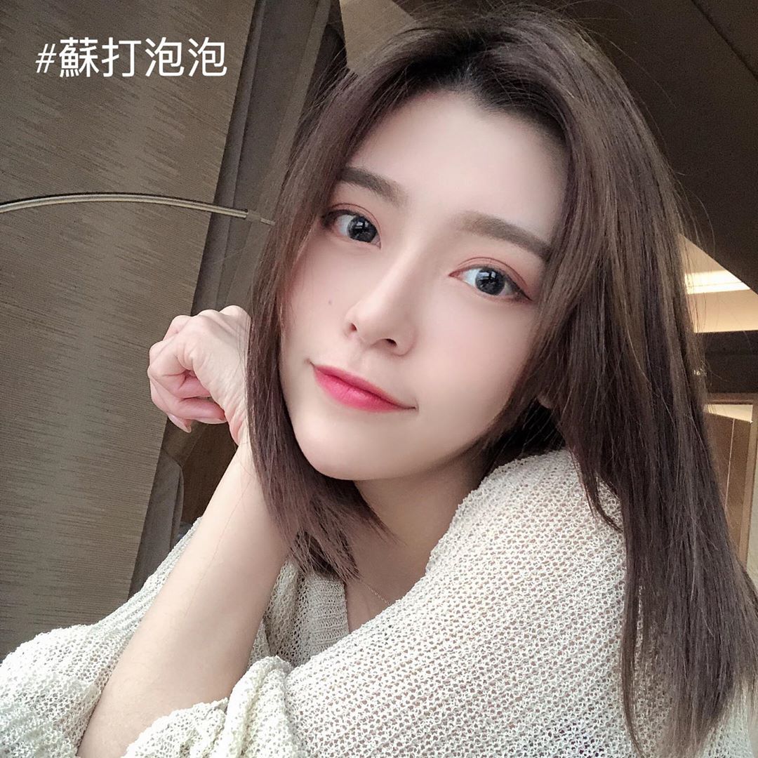 小辣椒 辣辣 「胸前奶量HEN飽滿」網友直呼：太夭壽-第1章-图片3