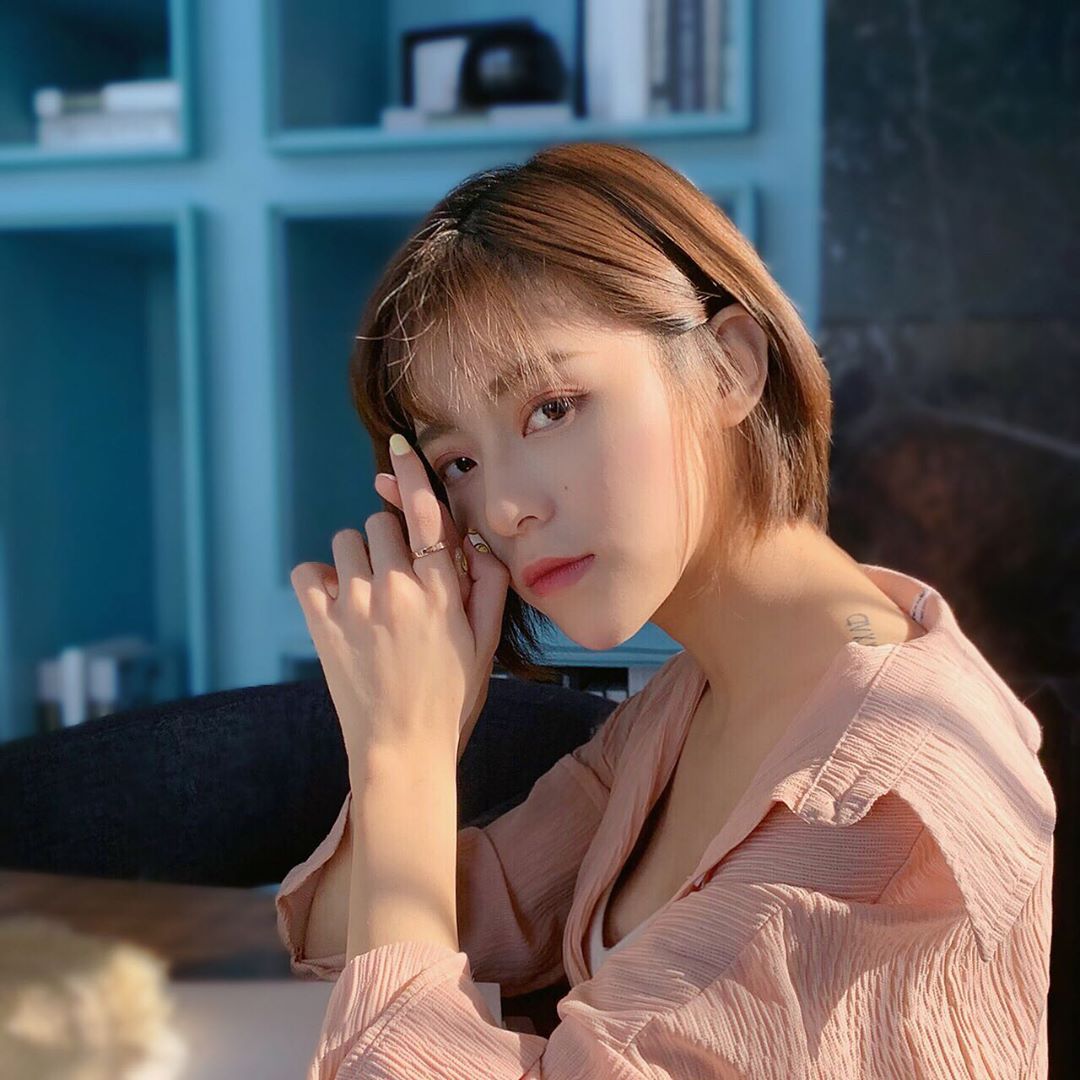 小辣椒 辣辣 「胸前奶量HEN飽滿」網友直呼：太夭壽-第1章-图片13