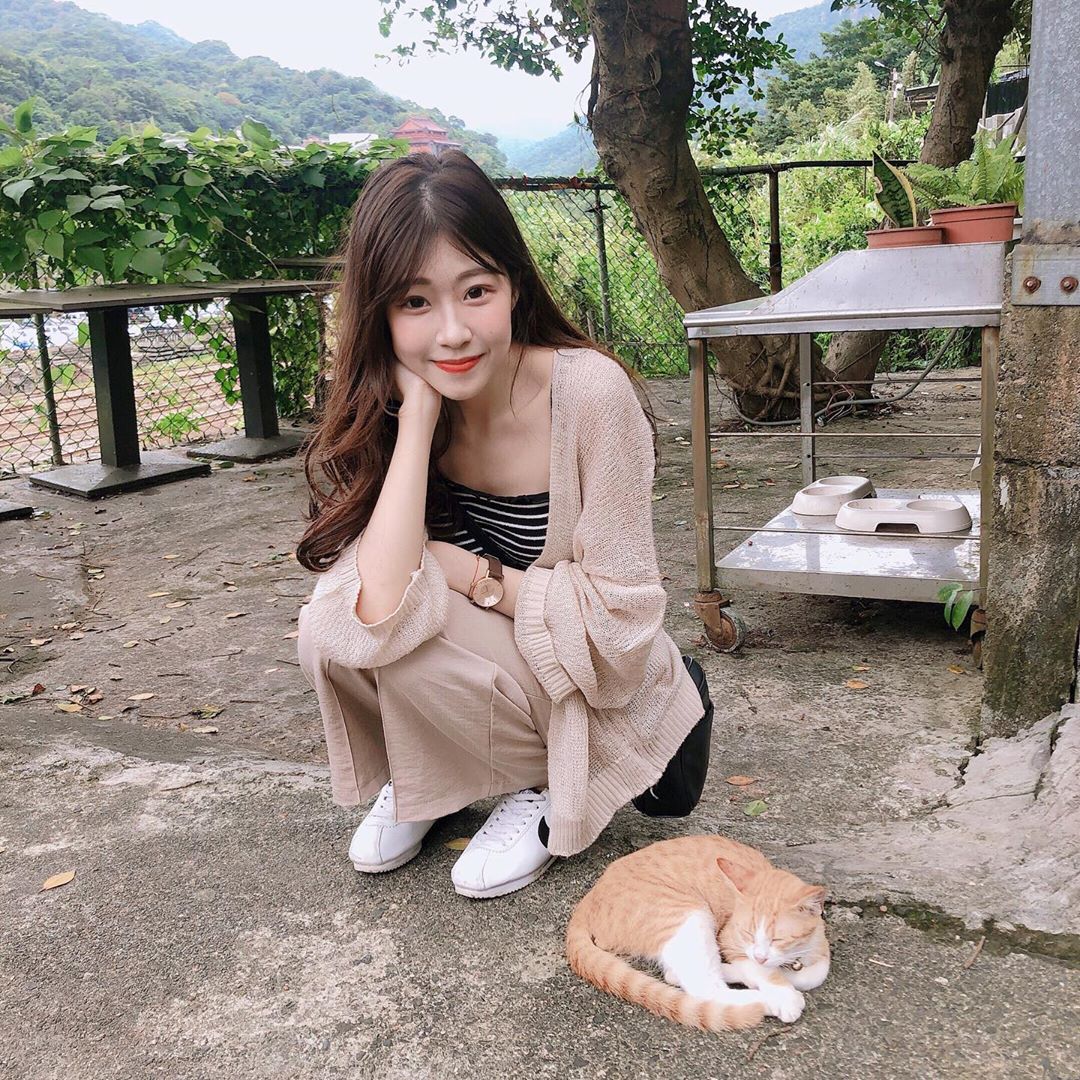 曼曼 不管哪個角度看都美到令人屏息-第1章-图片5