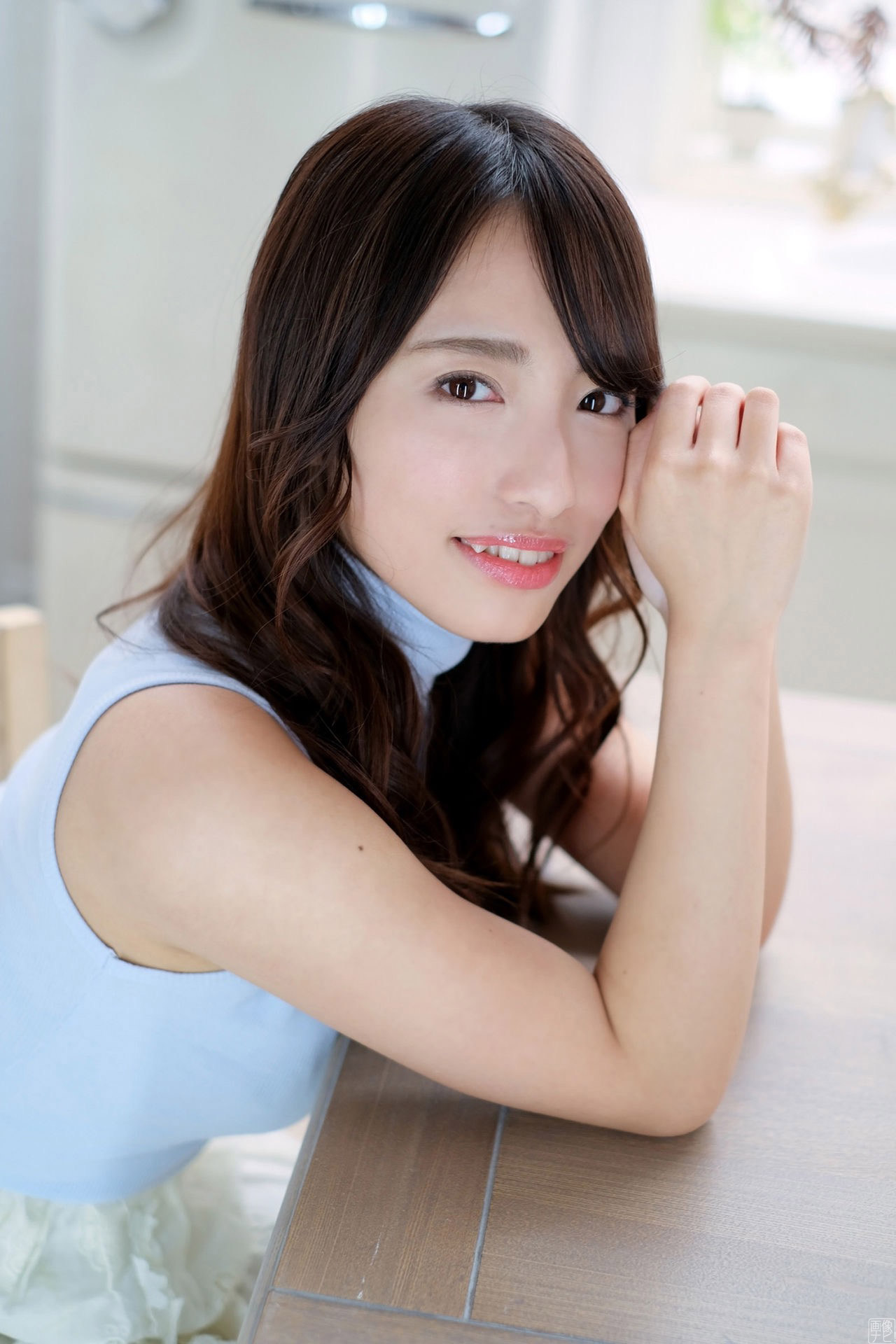 現役JD高梨瑞樹 柔らかめのくびれ巨乳が最高にエロい