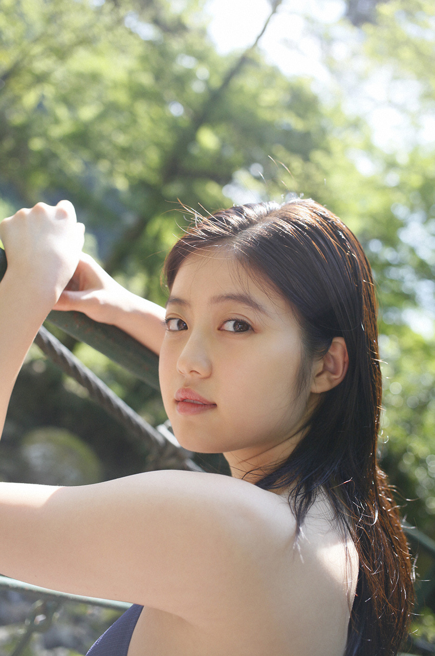 今田美桜 姣好身材穿上比基尼藏都藏不住-第1章-图片5