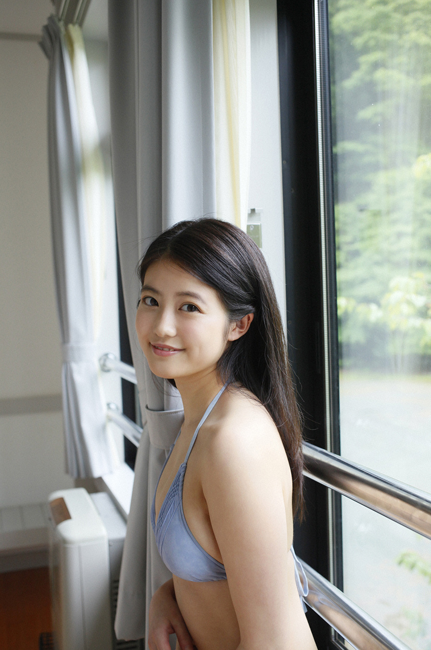 今田美桜 姣好身材穿上比基尼藏都藏不住-第1章-图片12