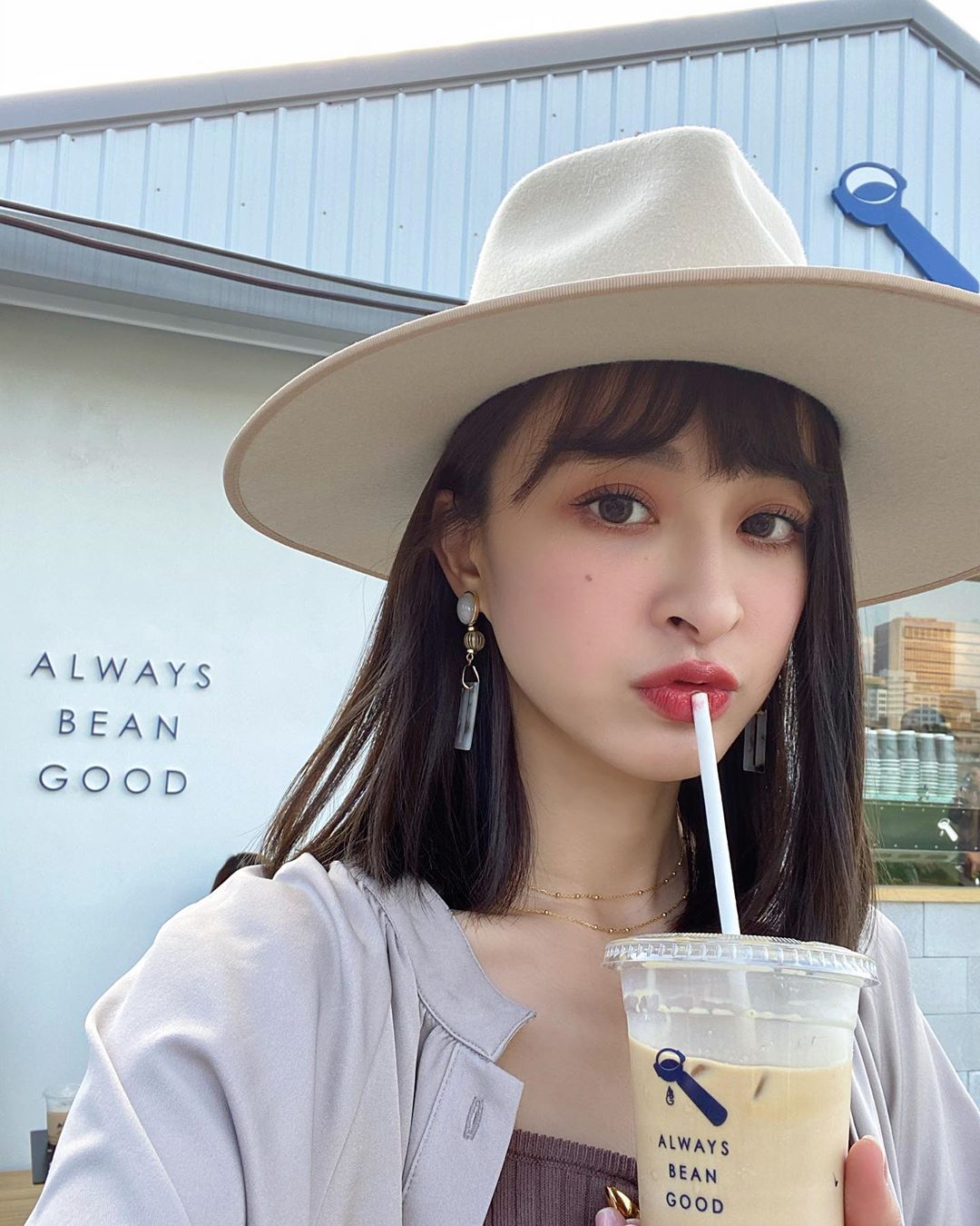 Kerina*薛妞妞 光是看著她的笑容就戀愛了.....-第1章-图片6