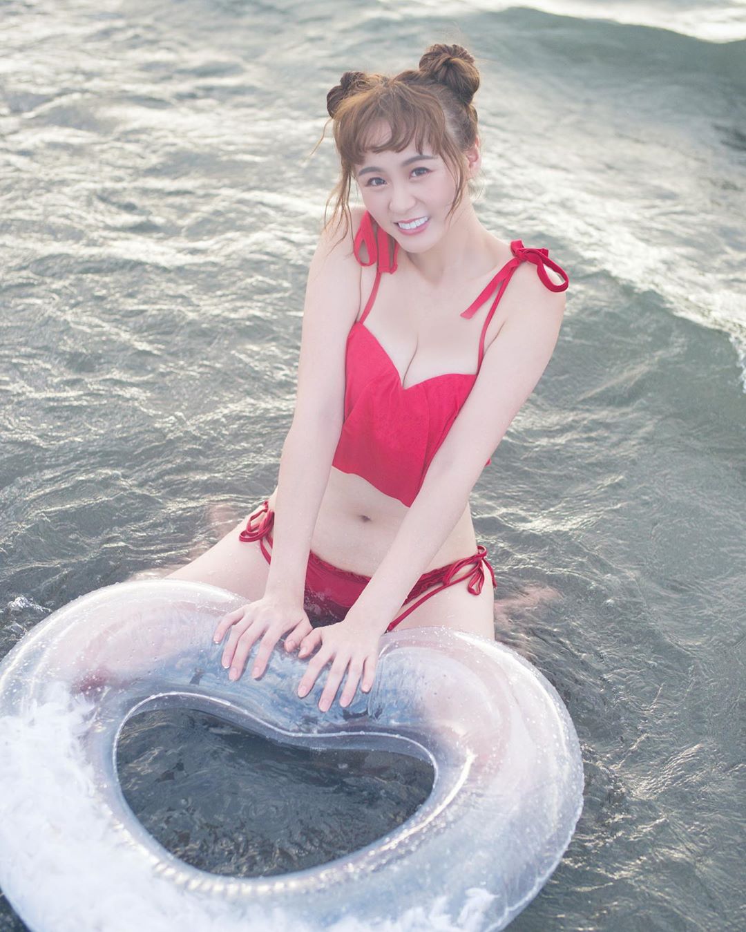 短今 火辣高挑身材！甜美露出雪白美肌誘惑-第1章-图片3