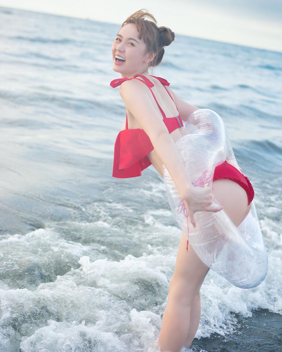 短今 火辣高挑身材！甜美露出雪白美肌誘惑-第1章-图片6