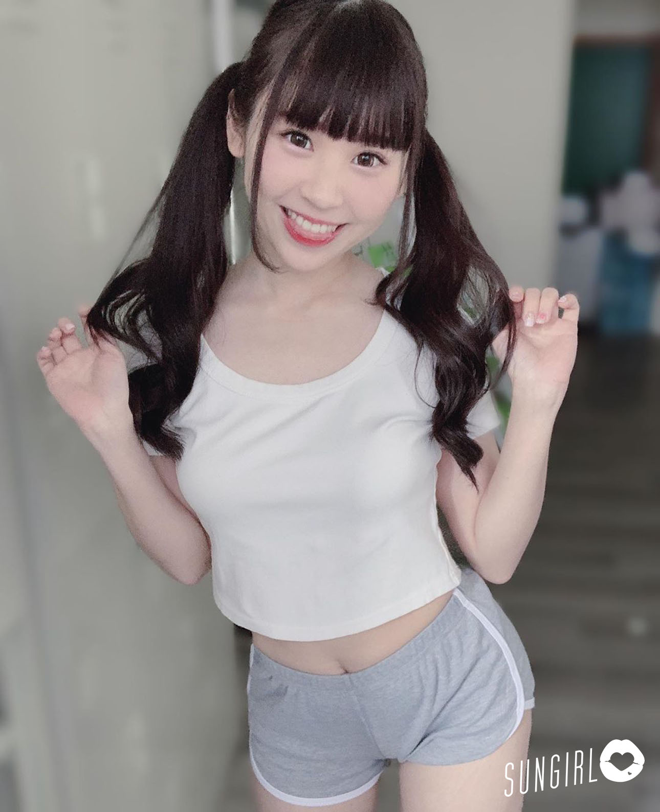 曈曈 Melody、清純大眼雙馬尾萌妹子 斜槓人生好豐富-第1章-图片2