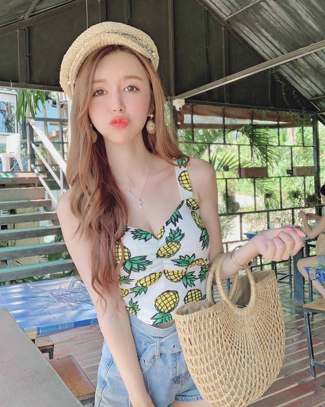 百萬直播主劉子瑜Vickybaby 好身材包不住-第1章-图片3