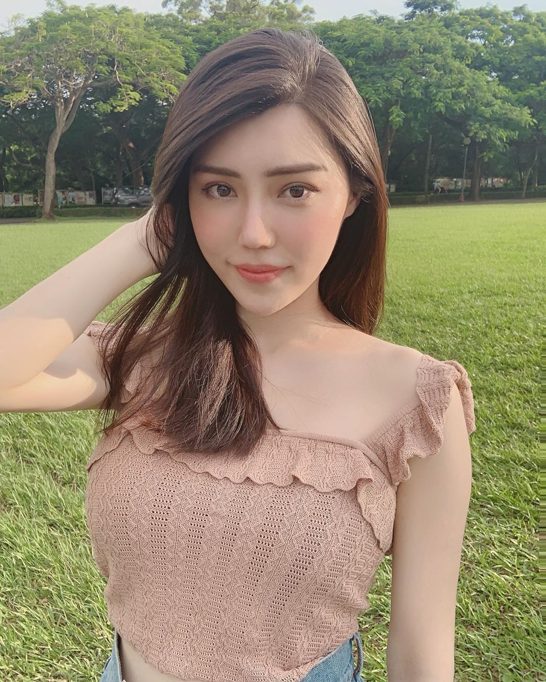 露娜蓉蓉 身材又白又大！尺寸等級太誇張-第1章-图片1