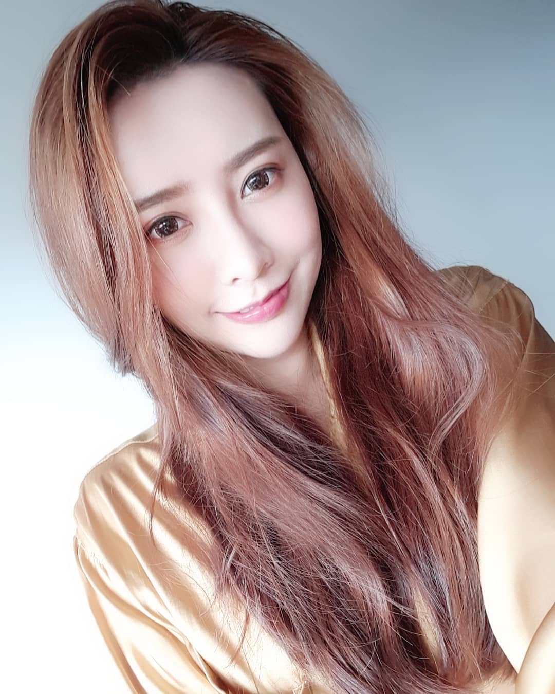 Momo盈熙 有著一股仙女氣質....甜美笑容讓網友戀愛-第1章-图片1