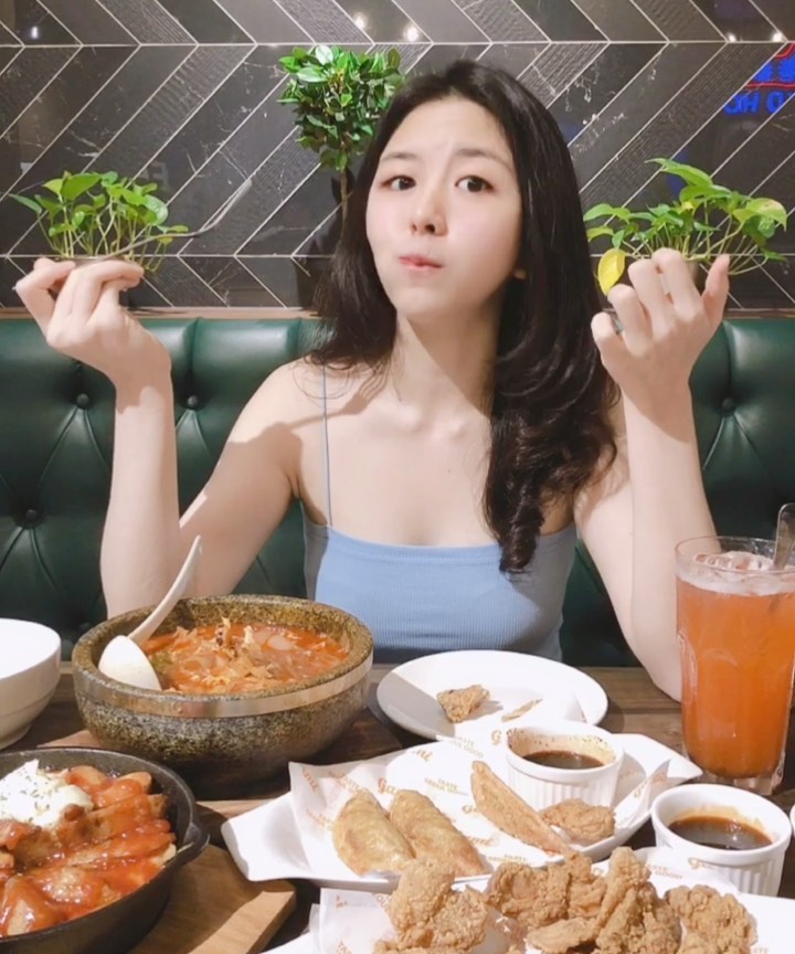 女生就是愛放了吃東西的照片 你知道的啦 Kuany-第1章-图片8