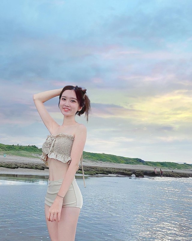 「22吋水蛇腰正妹」阿玟換上無鋼圈內衣酥胸飽滿一樣很吸睛-第1章-图片30