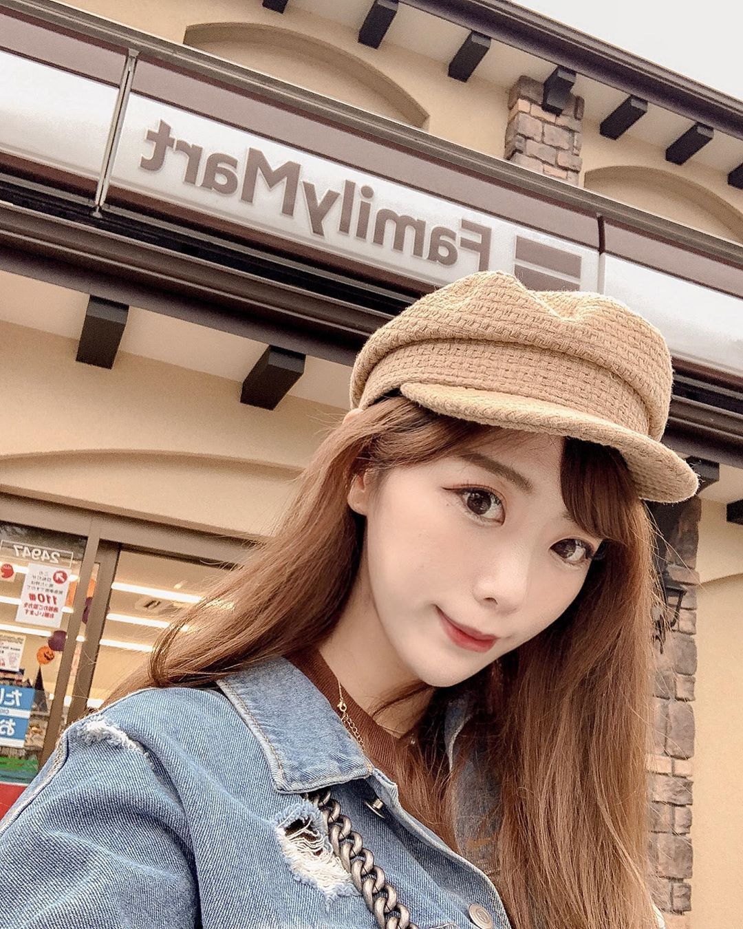 花子Karina 有著白皙的肌膚和一雙笑起來超甜美的電眼-第1章-图片2