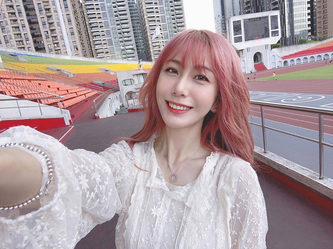 妮婭 溫柔微笑顏值超逆天 網暴動：視覺饗宴-第1章-图片9