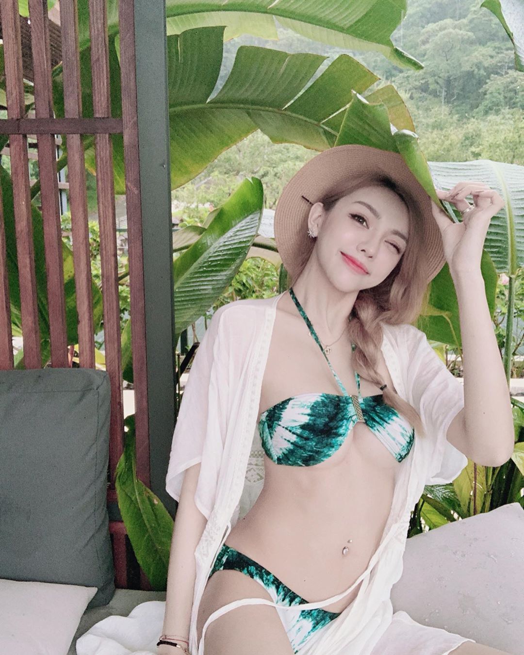 KAKA陳咖喀 空靈氣質正妹臉蛋又美又甜-第1章-图片8