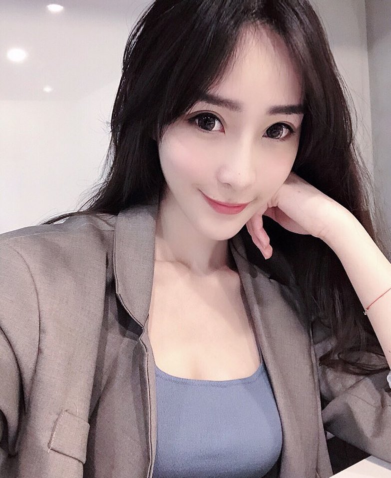 White milk at the end of the eye...extremely tempting.-第1章-图片12