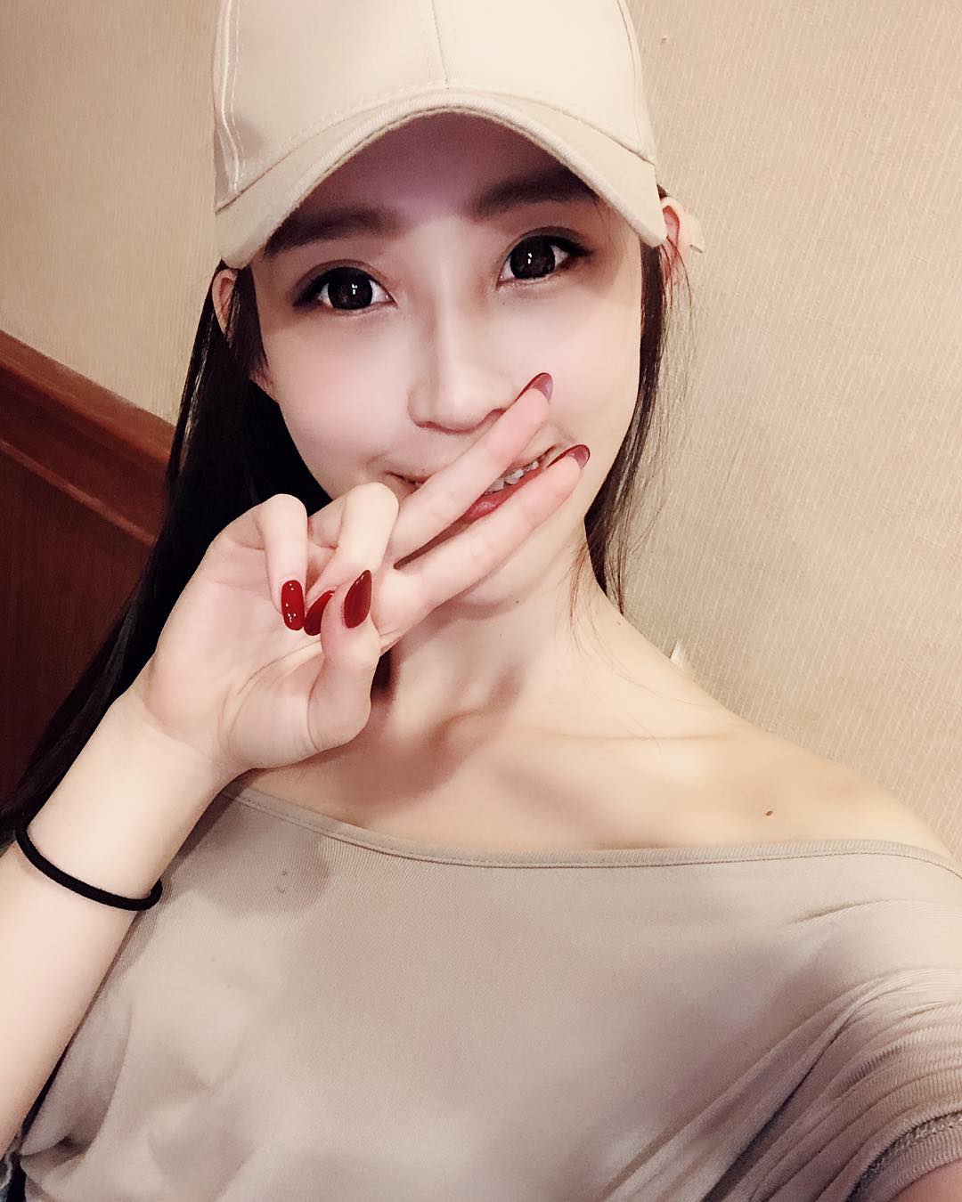 White milk at the end of the eye...extremely tempting.-第1章-图片13