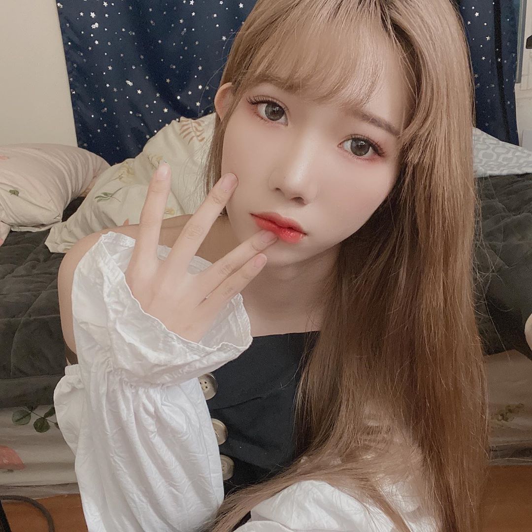 超胸網紅張優 「乳量大爆發」發育得太好.....-第1章-图片14