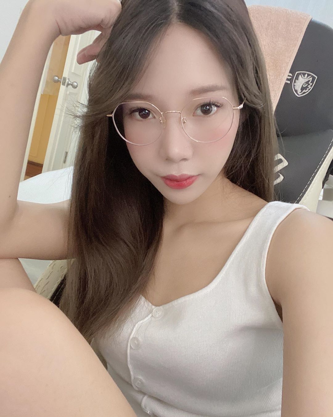 超胸網紅張優 「乳量大爆發」發育得太好.....-第1章-图片15