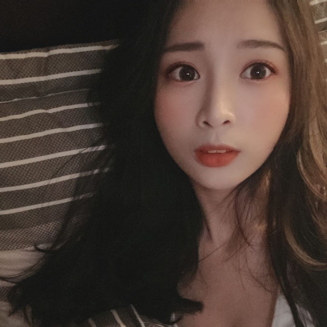 謝佳芮 甜美自拍簡直要迷死人了-第1章-图片10