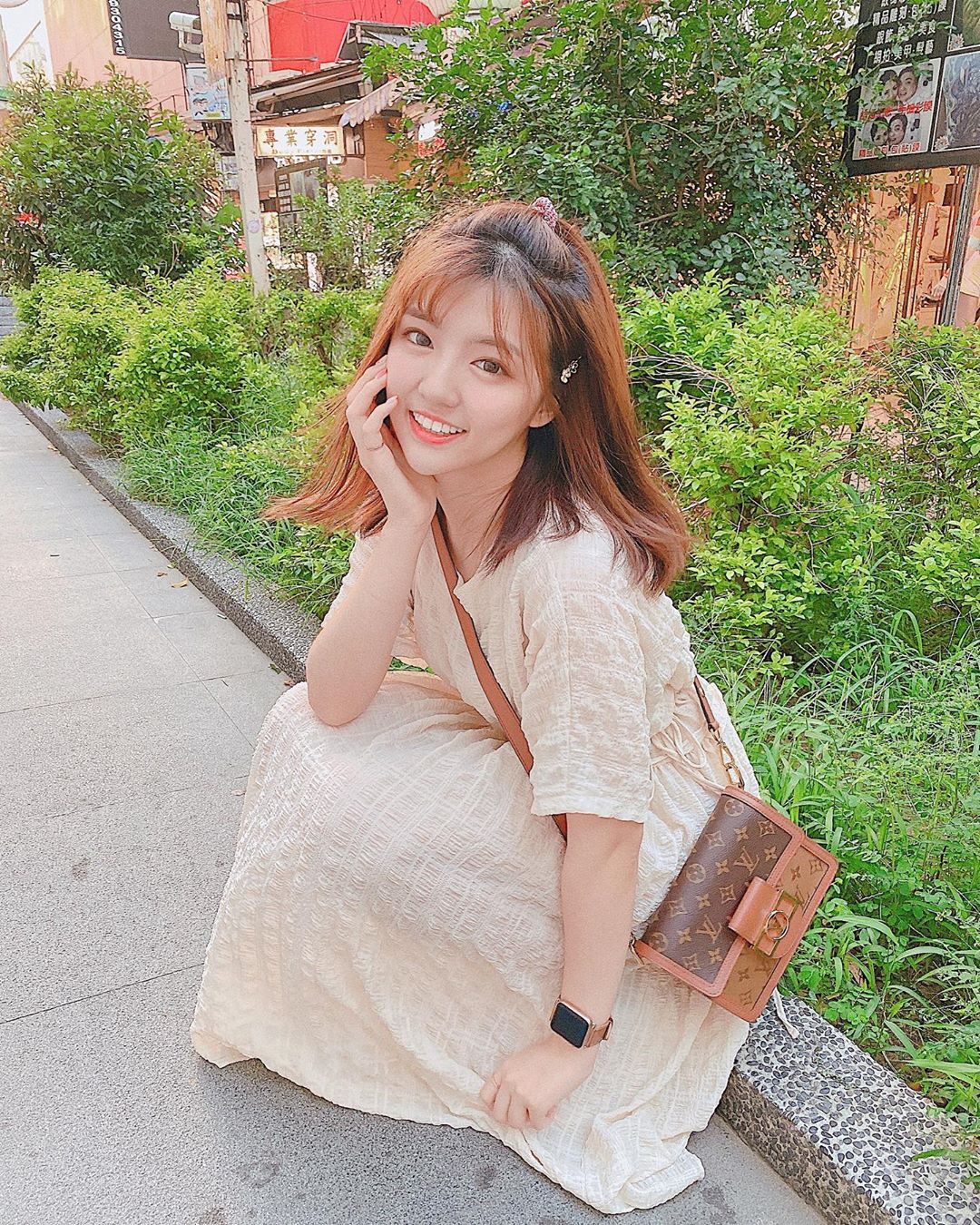 鼎惠Venus 初戀系校花甜美笑容.....好誘人啊-第1章-图片1