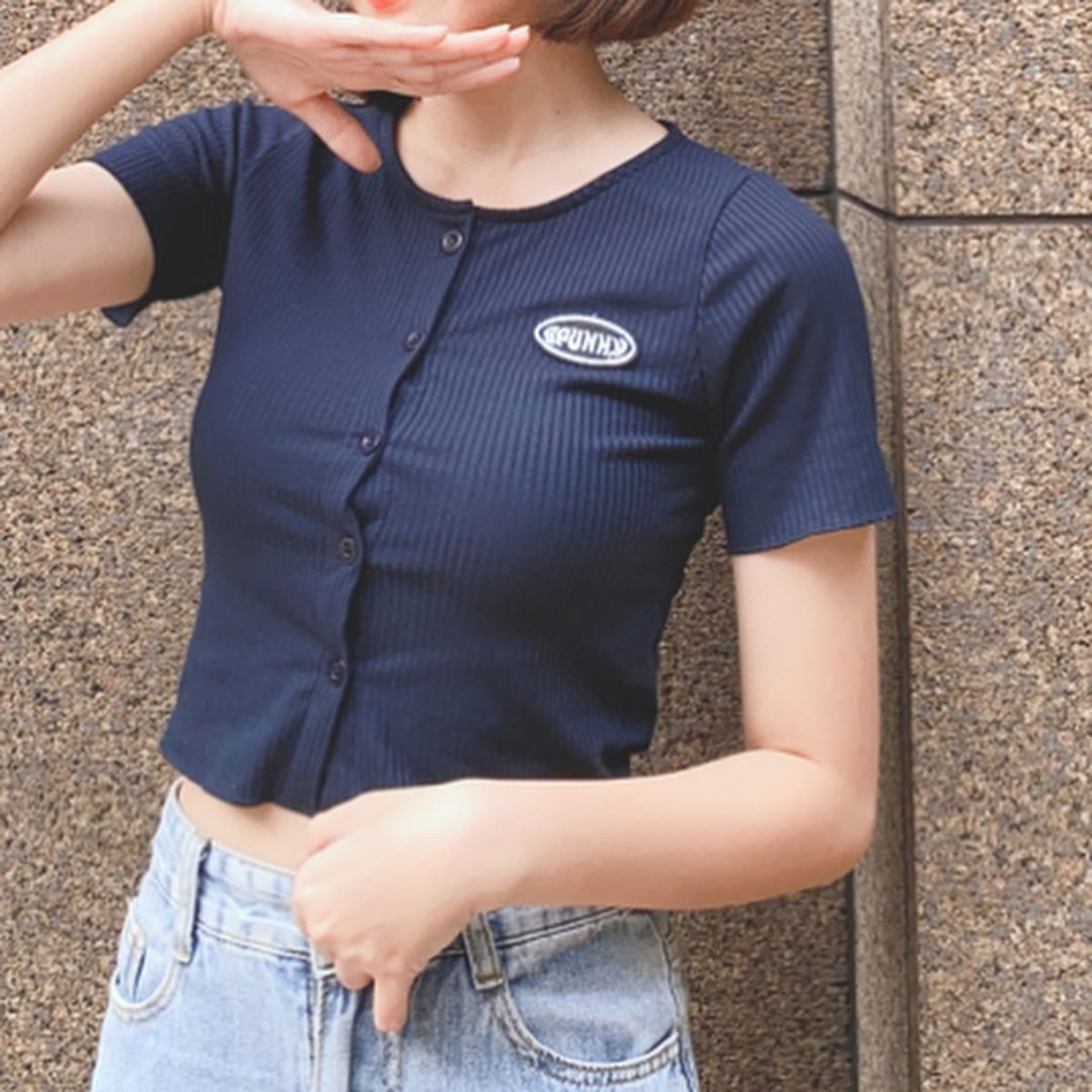At the age of 18, the face and body are also perfect.-第1章-图片12