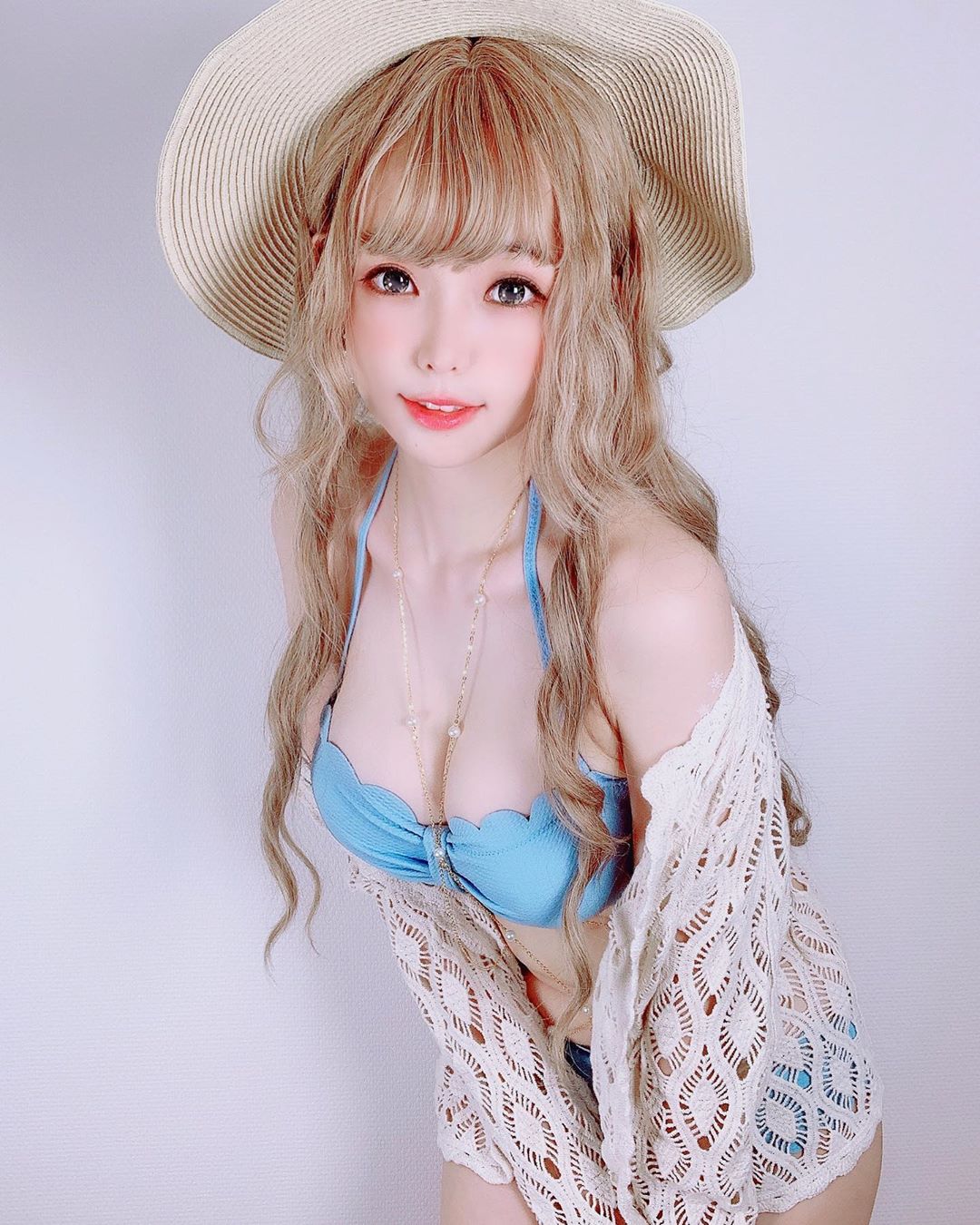 Ely 喜愛角色扮演....又正又兇男網看了全嗨-第1章-图片4