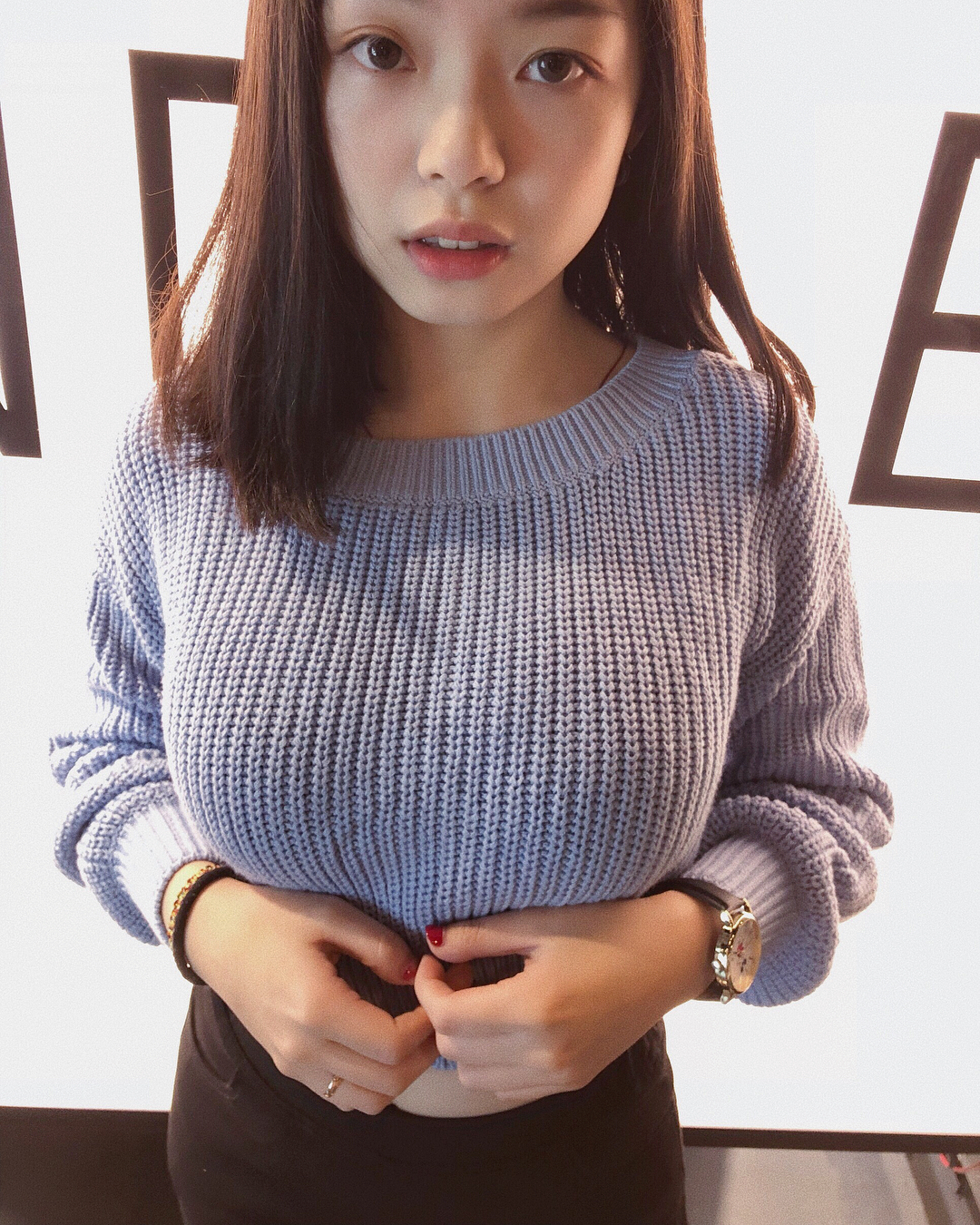 The white milk ball dropped out! - Big breast sister Chen-第1章-图片9