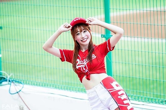 Ladies and gentlemen, it makes you stupid and attractive.-第1章-图片14