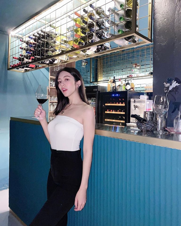 Sexy girlfriend Elly.-第1章-图片11