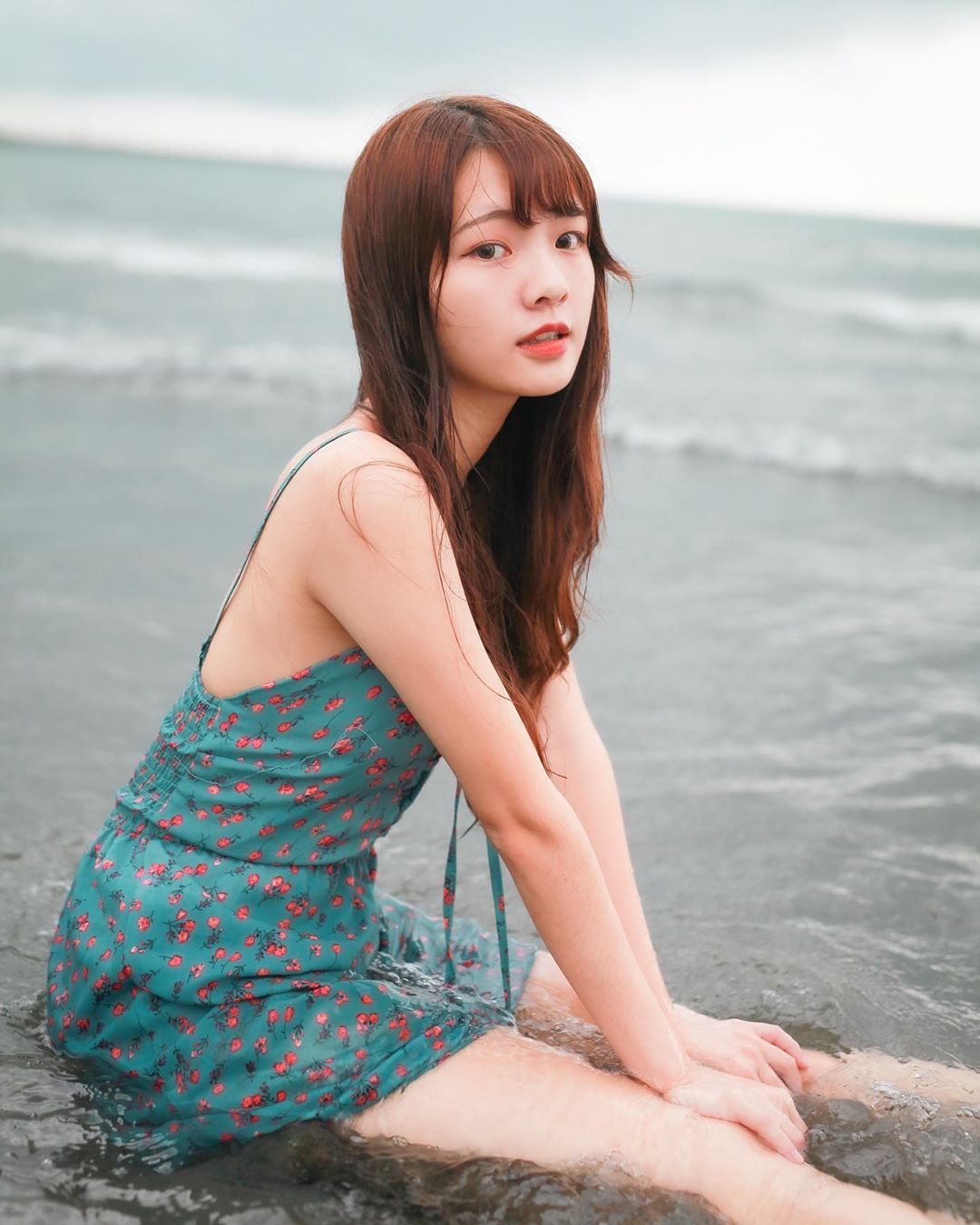 Joy appreciates the value of loving... looking at an electrical touch.-第1章-图片5