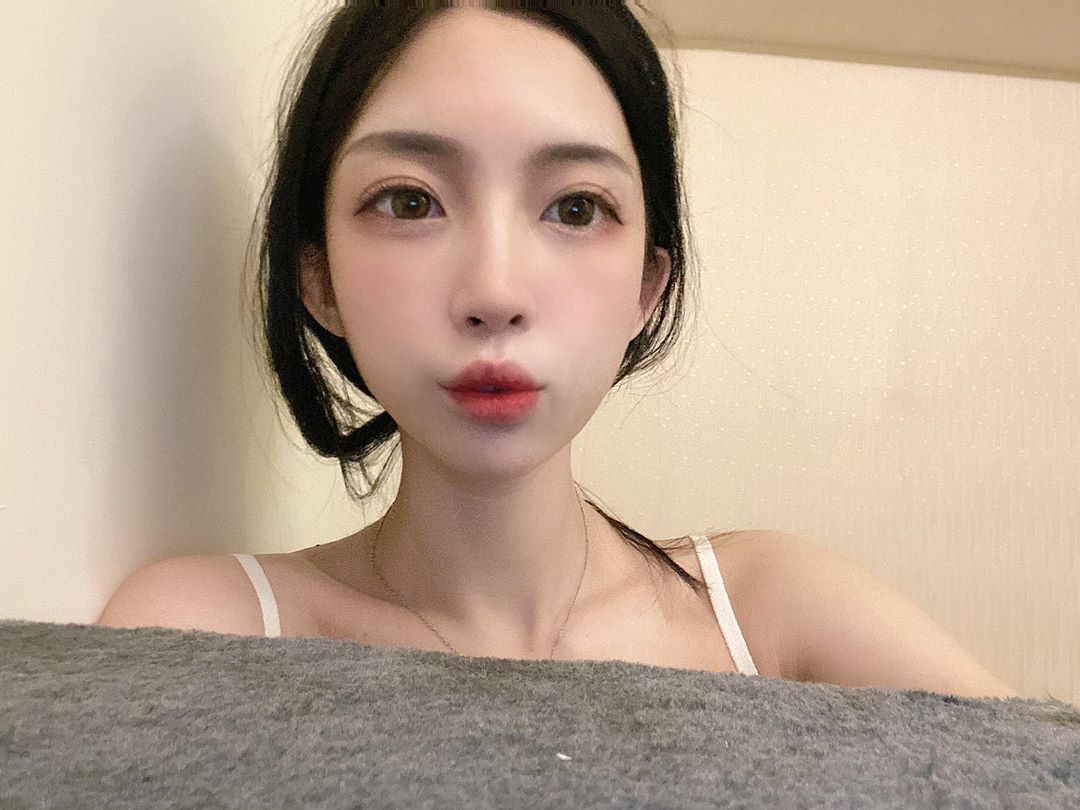 Yoyo looks astonished... body superb.-第1章-图片17