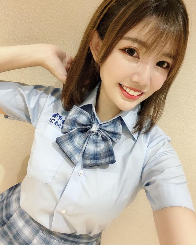 活力甜姐兒「陳穎兒」電眼滿分讓你沒辦法無視她的活力-第1章-图片14