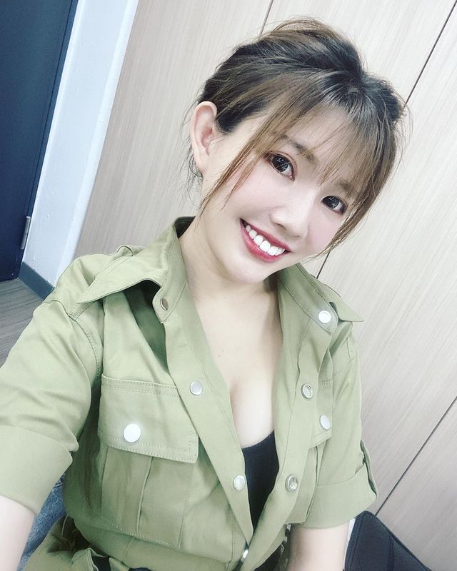 活力甜姐兒「陳穎兒」電眼滿分讓你沒辦法無視她的活力-第1章-图片17