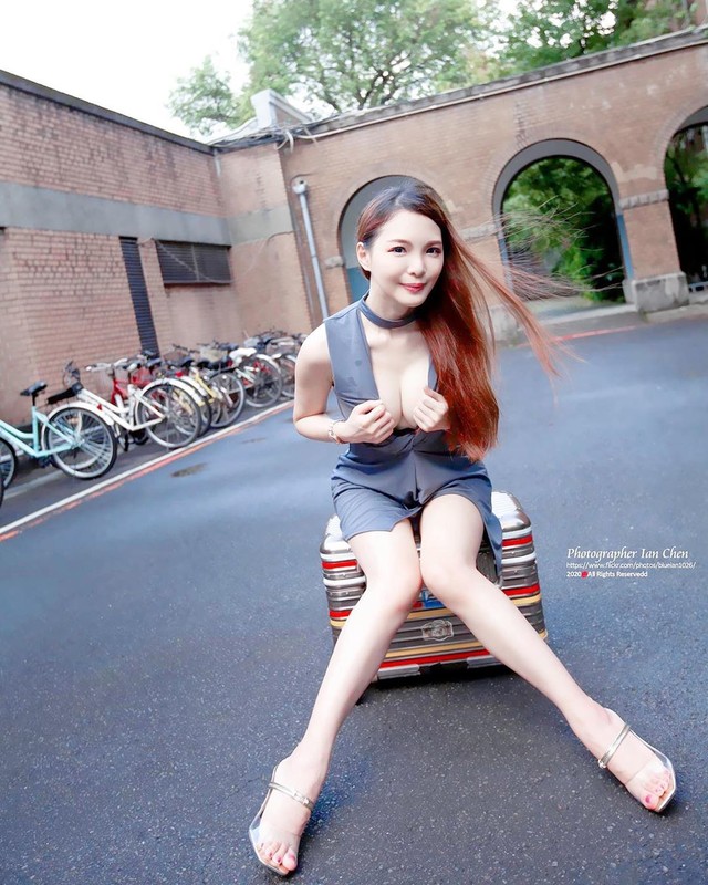 正妹Michelle雪兒當起Foodpanda外送員前凸後翹S型曲線正翻-第1章-图片40