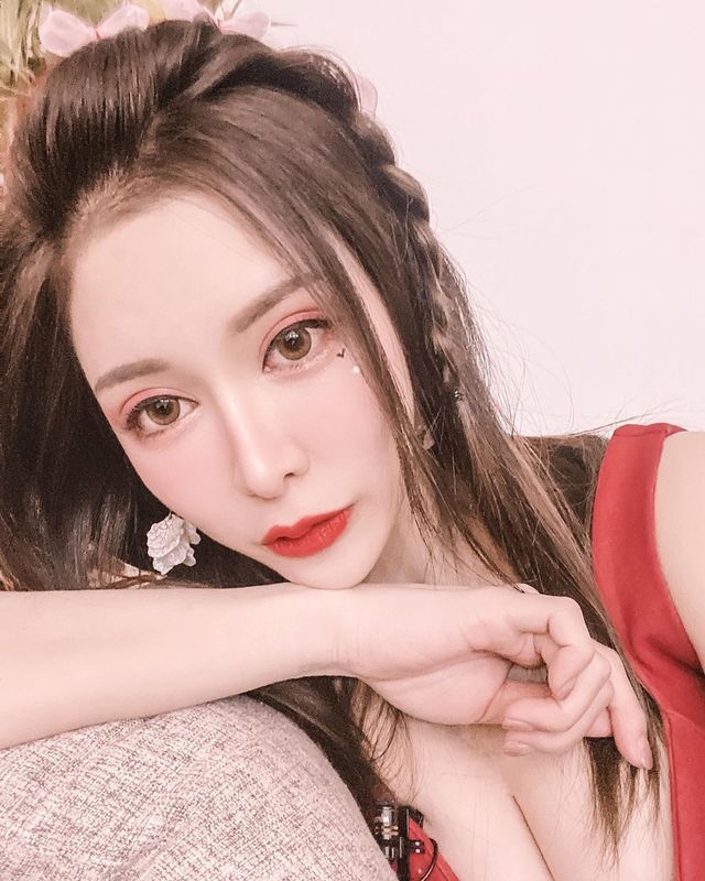 真的胸起來！！傲嬌甜心「33 愛佳奈」甜膩娃娃音酥麻感直線上升-第1章-图片9