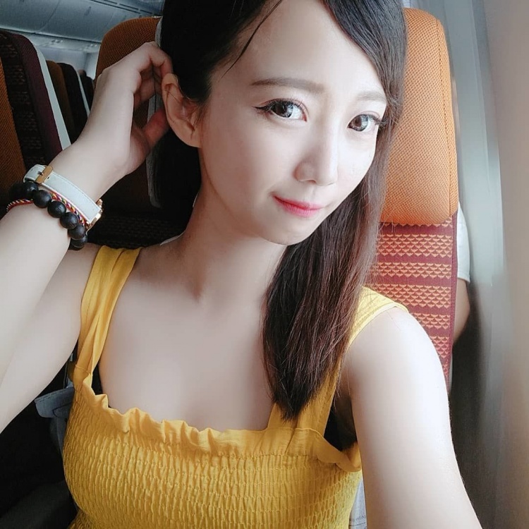 外送員遇到甜美「鋼琴家教老師」氣質神顏讓人戀愛：學音樂的都是正妹~nana-第1章-图片8