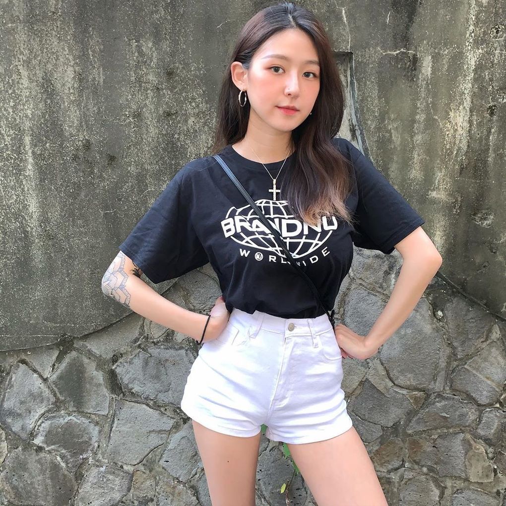 再多布料都包不住的神級身材「Joanne」天菜顏值的刺青女神-第1章-图片3