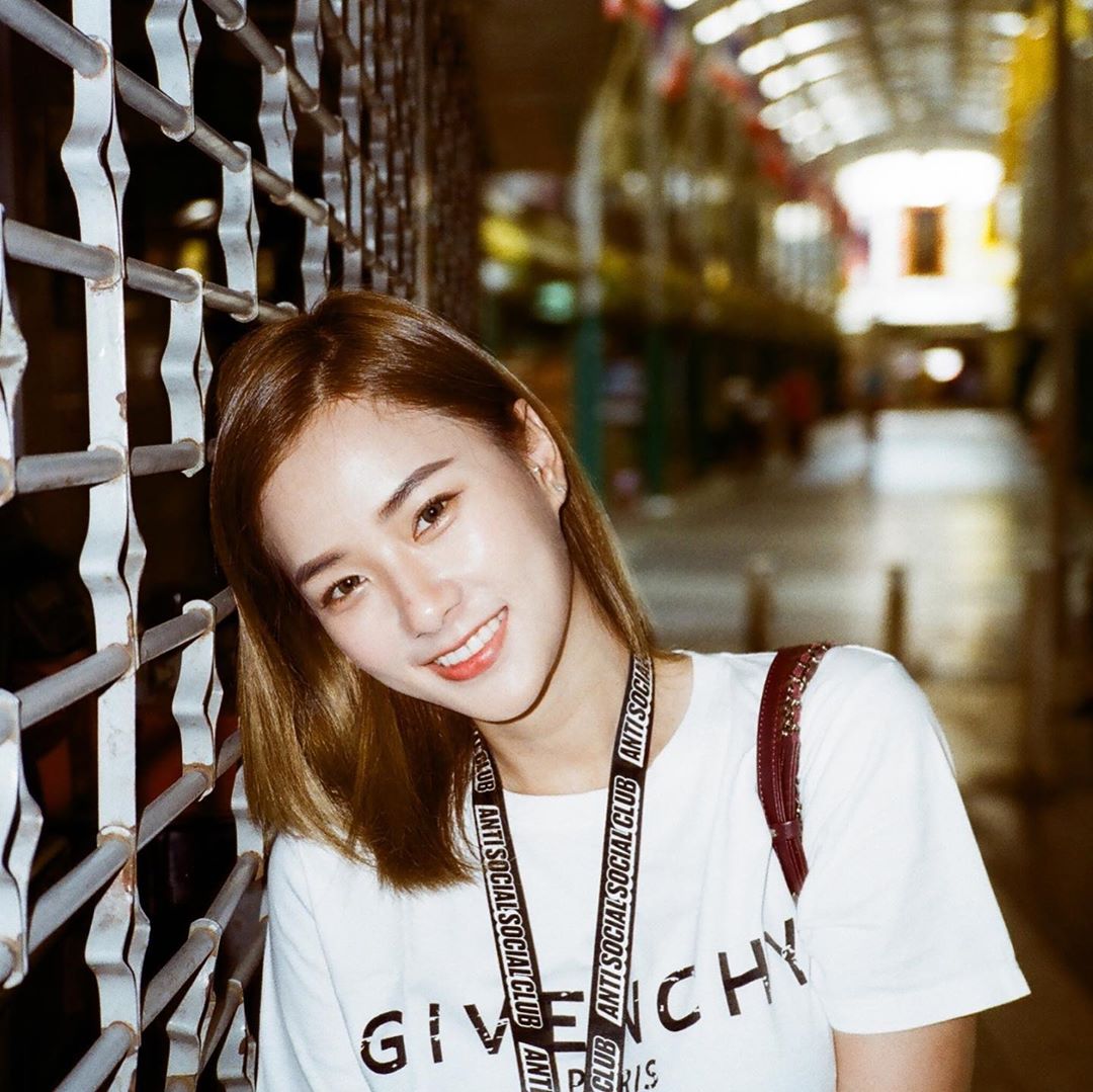 現在流行小眼睛你不知道嗎 Nicharm-第1章-图片3