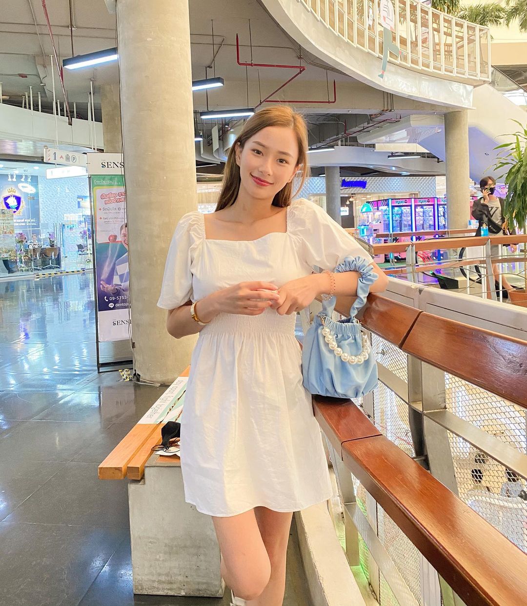 現在流行小眼睛你不知道嗎 Nicharm-第1章-图片5