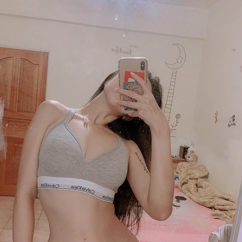 正妹Kimmy苡菲換上罩衫比基尼深不可測的事業線超吸睛-第1章-图片14