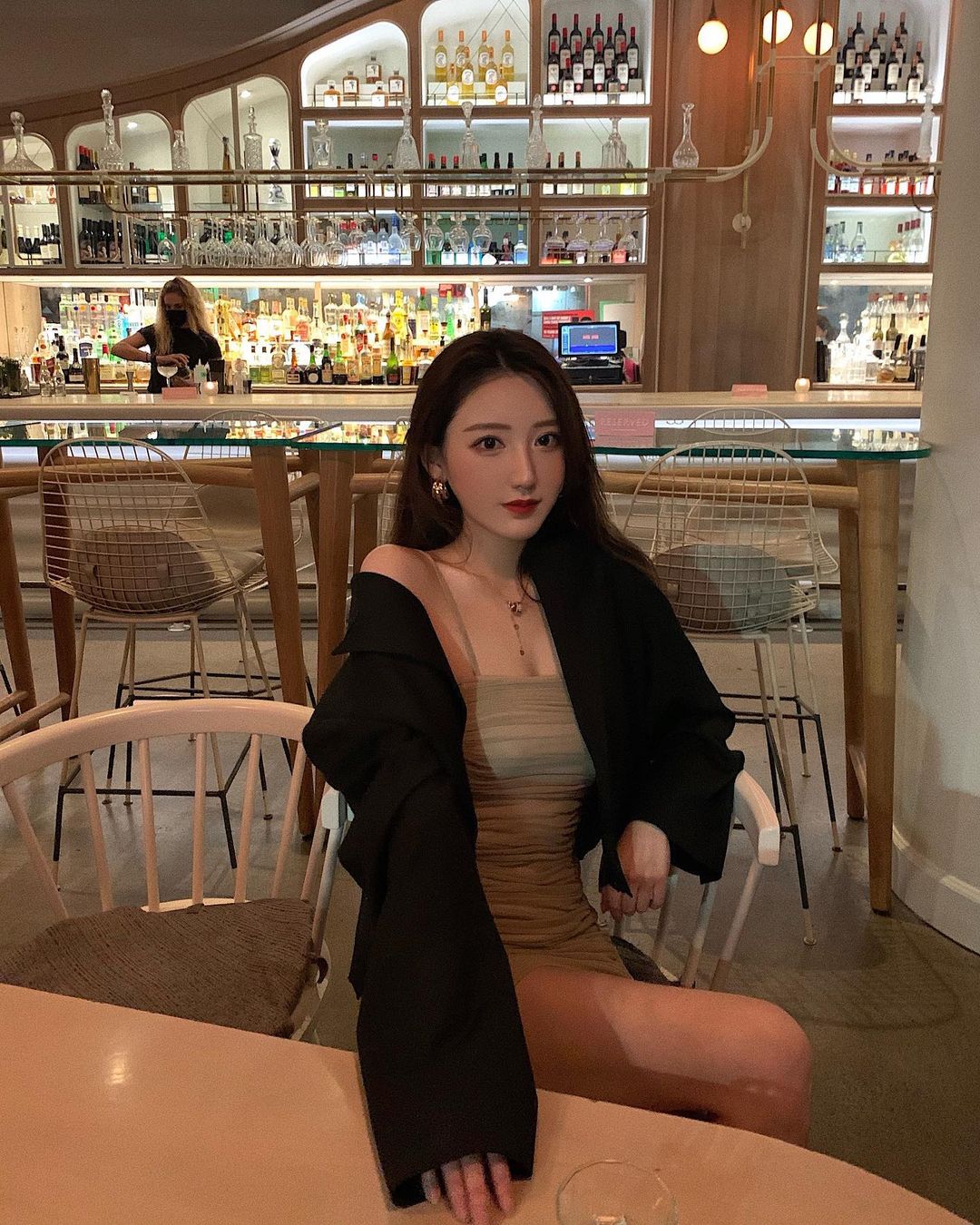 台灣有點肉看起來是比較有味道 Anna-第1章-图片13