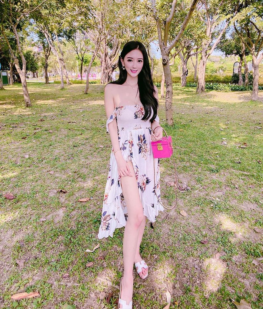 辣模千金性感回歸「翁子涵」迷人長腿美模直秀一字馬 大膽作風直露半球-第1章-图片40