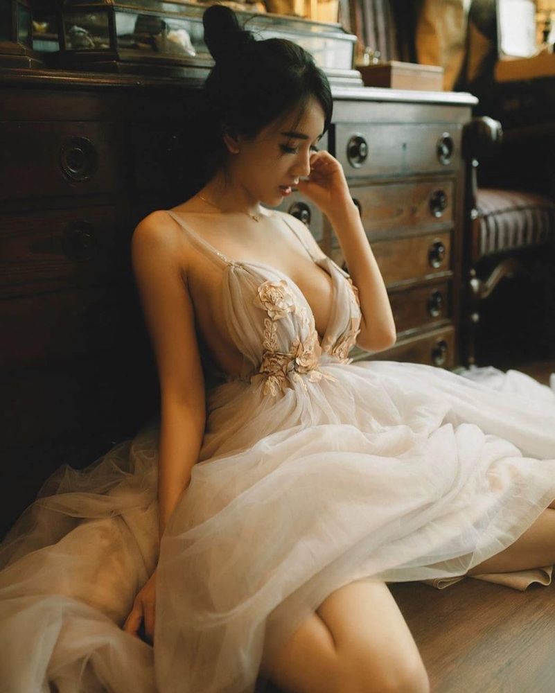 辣模千金性感回歸「翁子涵」迷人長腿美模直秀一字馬 大膽作風直露半球-第1章-图片69