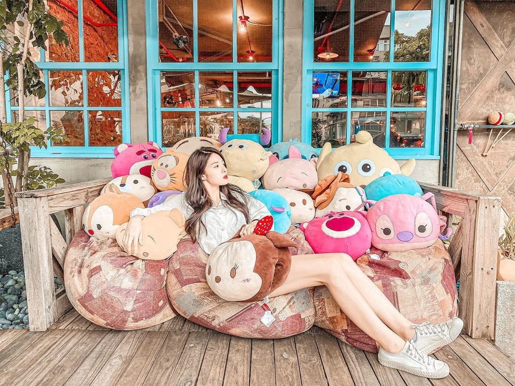 前空姐「方宣凝 Shanny」雪白肌膚、立體五官 撞臉女神許瑋甯 氣質也不容小覷-第1章-图片2